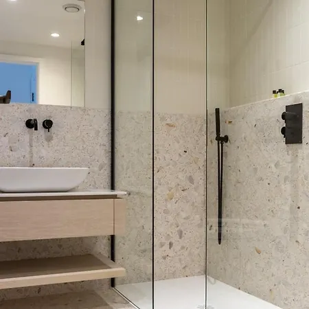 아파트 Guestready - Modern Retreat In *