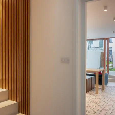 Guestready - Modern Retreat In * Dublín
